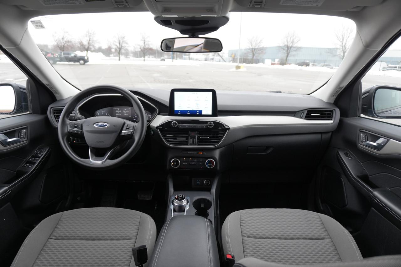 2021 Ford Escape SE Photo
