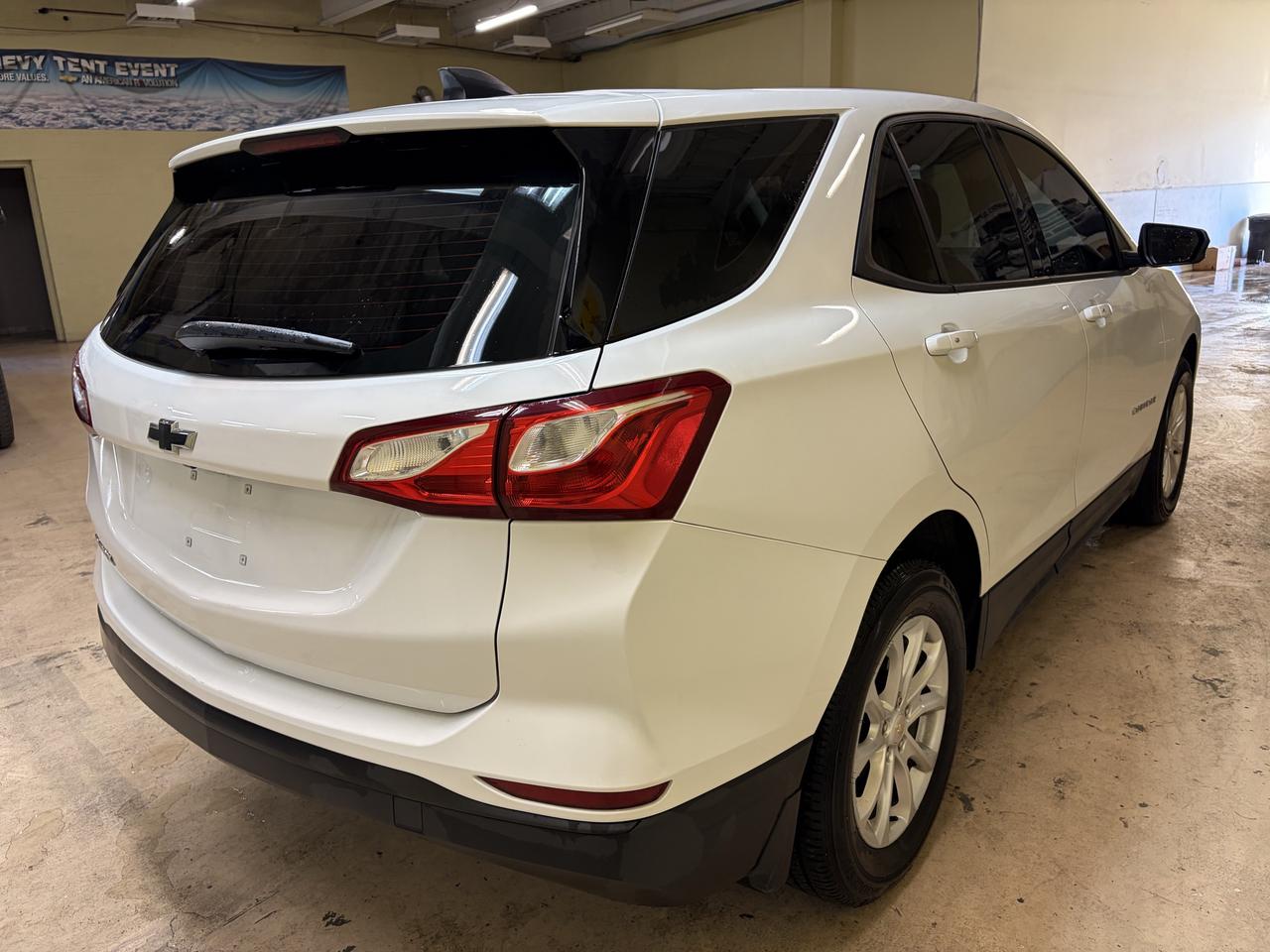 2019 Chevrolet Equinox LS Photo