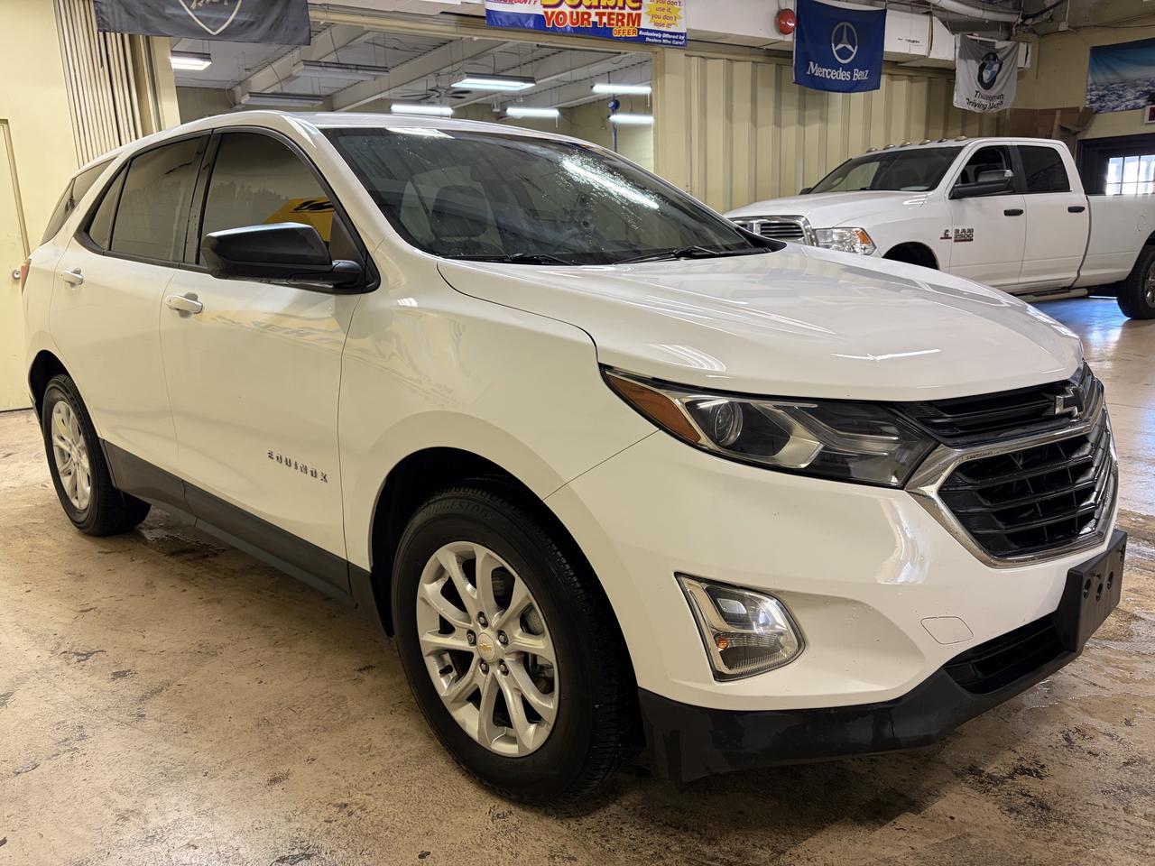 2019 Chevrolet Equinox LS Photo