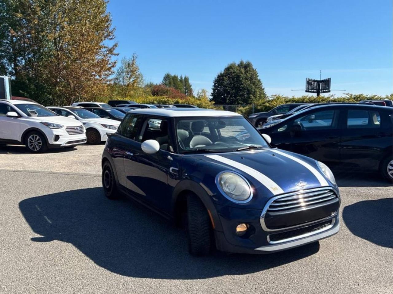 2016 MINI Cooper Hardtop 2 Door * NO ACCIDENTS * LOW KM COOPER Photo