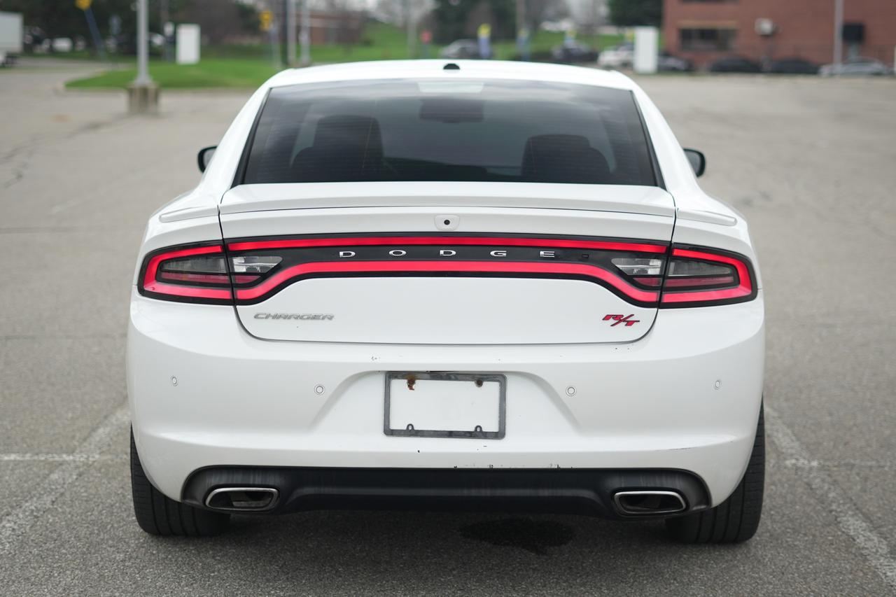 2016 Dodge Charger 4 DR Photo