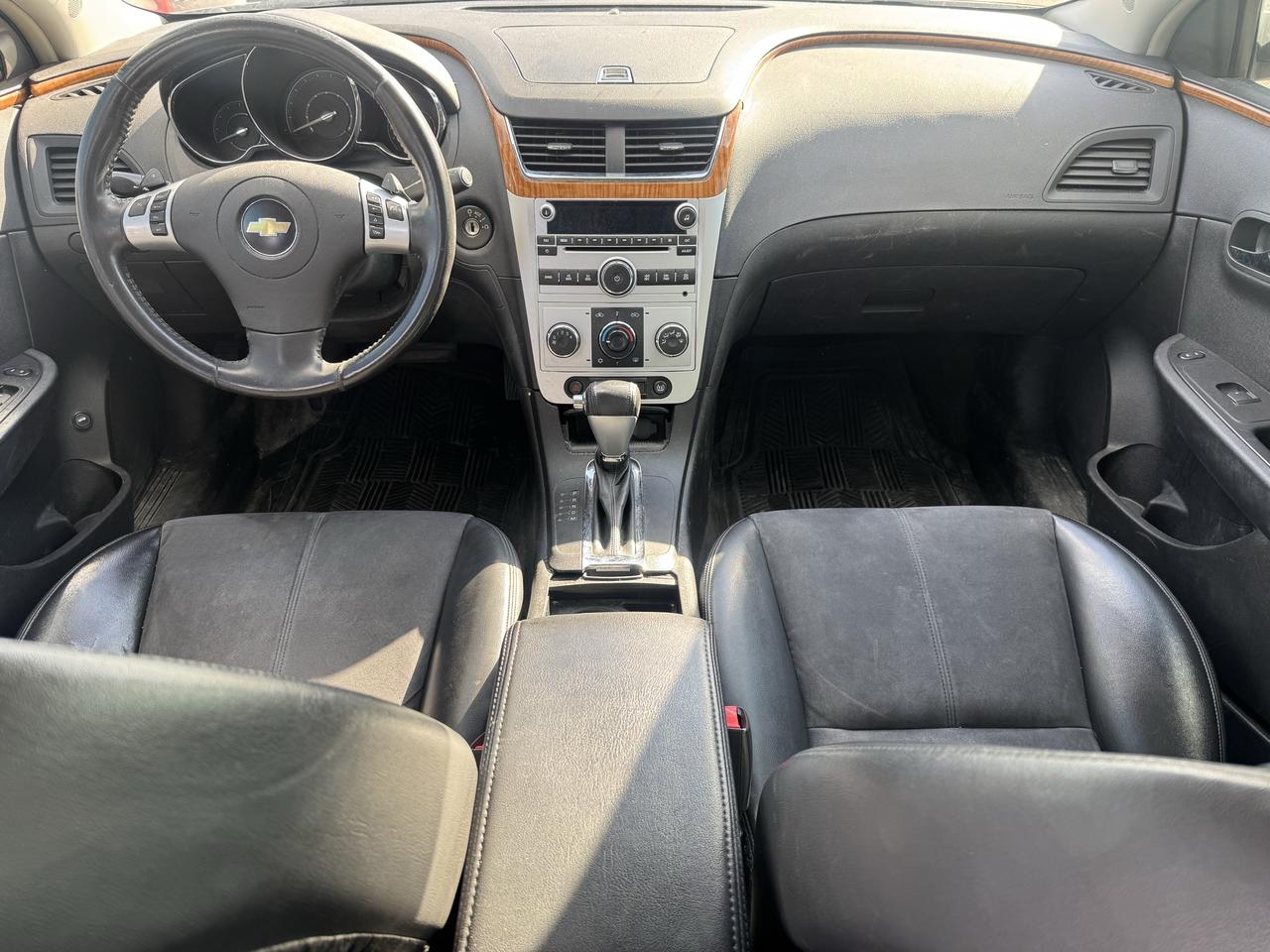 2009 Chevrolet Malibu 2LT Photo