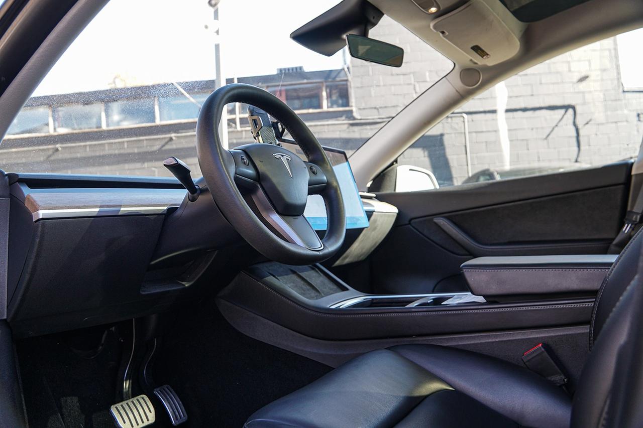 2021 Tesla Model Y Long Range |NAVI|PANO|LDW|CA, Photo