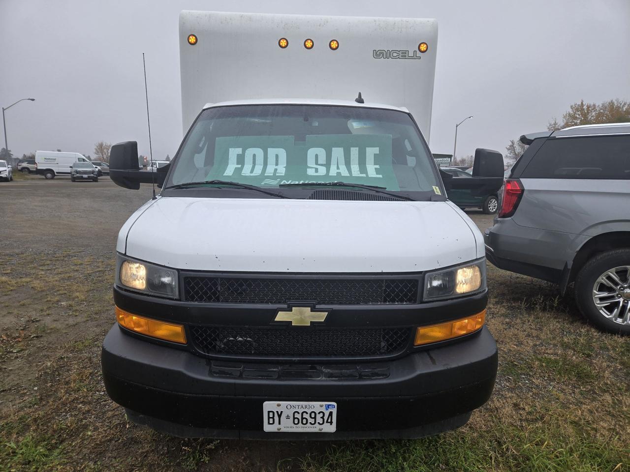 2023 Chevrolet Express Commercial Cutaway  Photo5