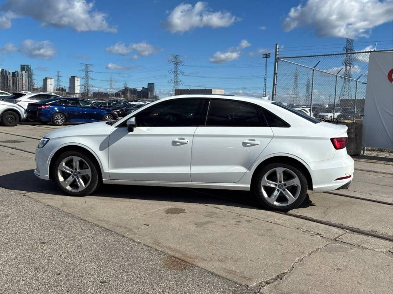 2018 Audi A3 2.0T Komfort AWD | Leather | Sunroof | Heated Seats Photo