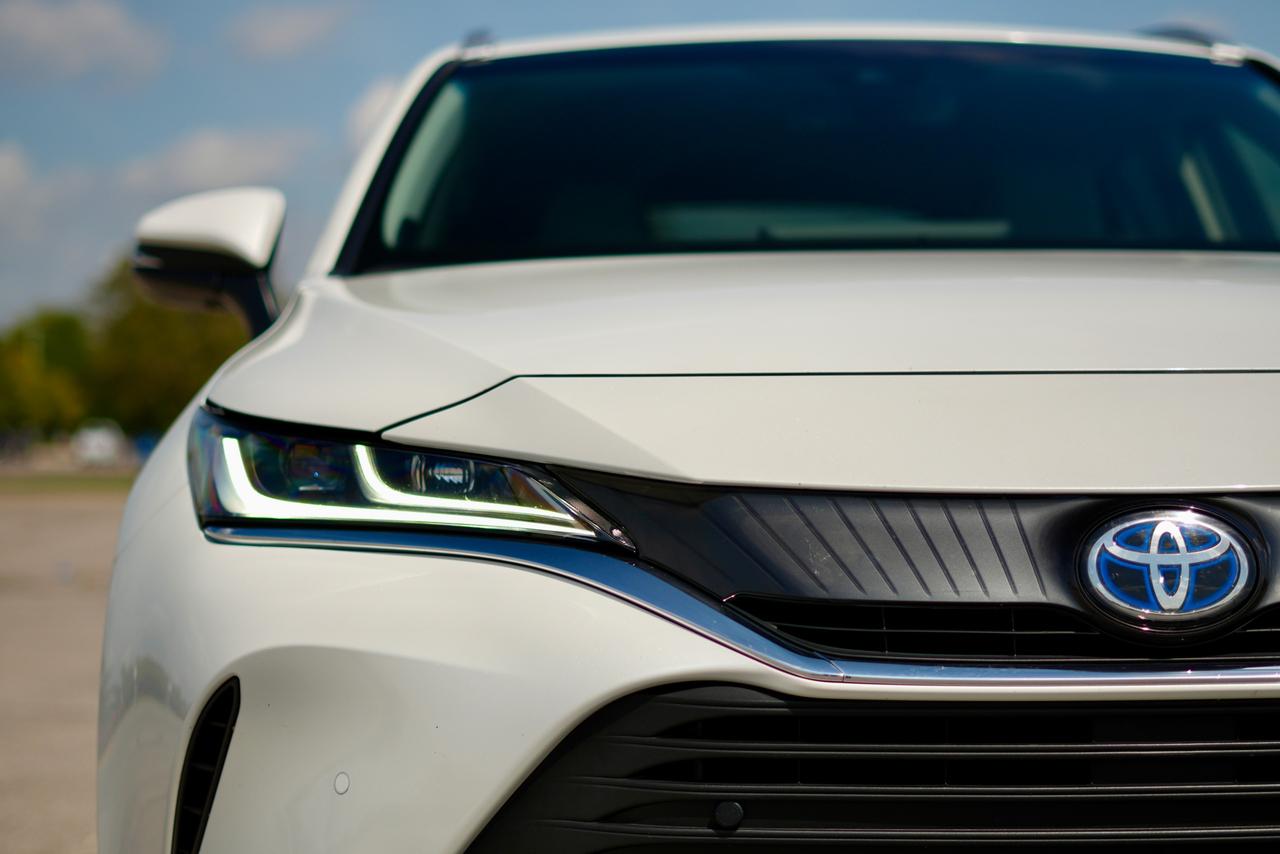 2022 Toyota Venza XLE Photo