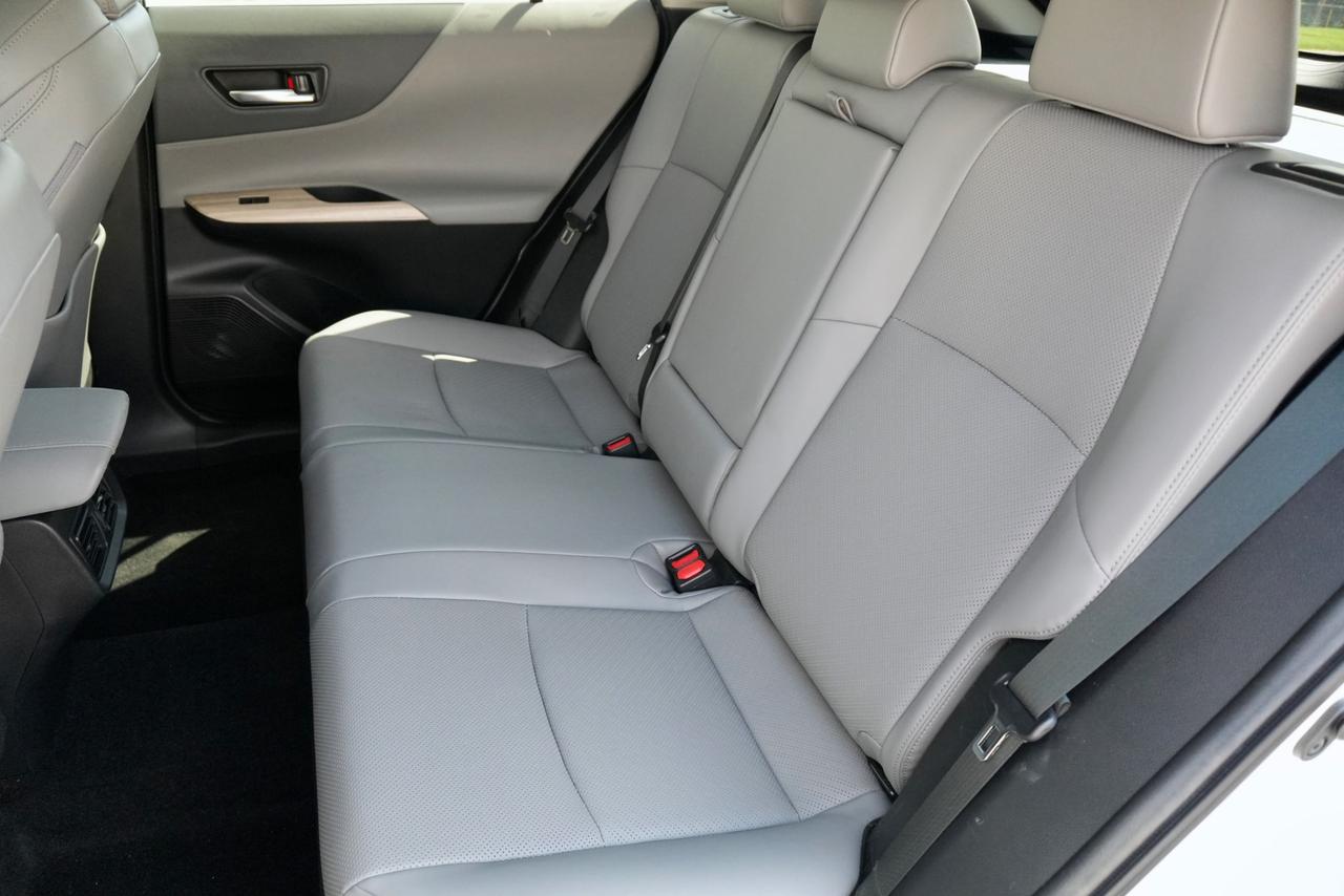 2022 Toyota Venza XLE Photo
