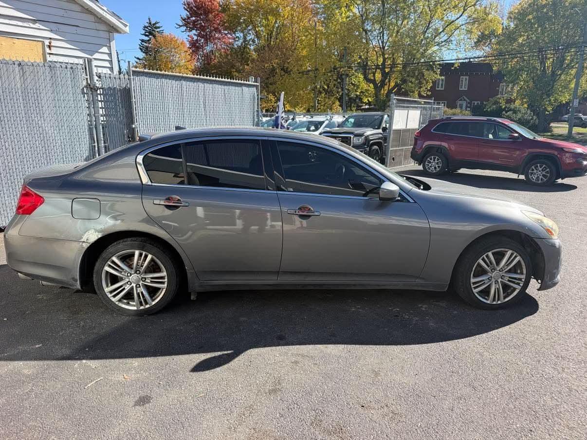 2012 Infiniti G37