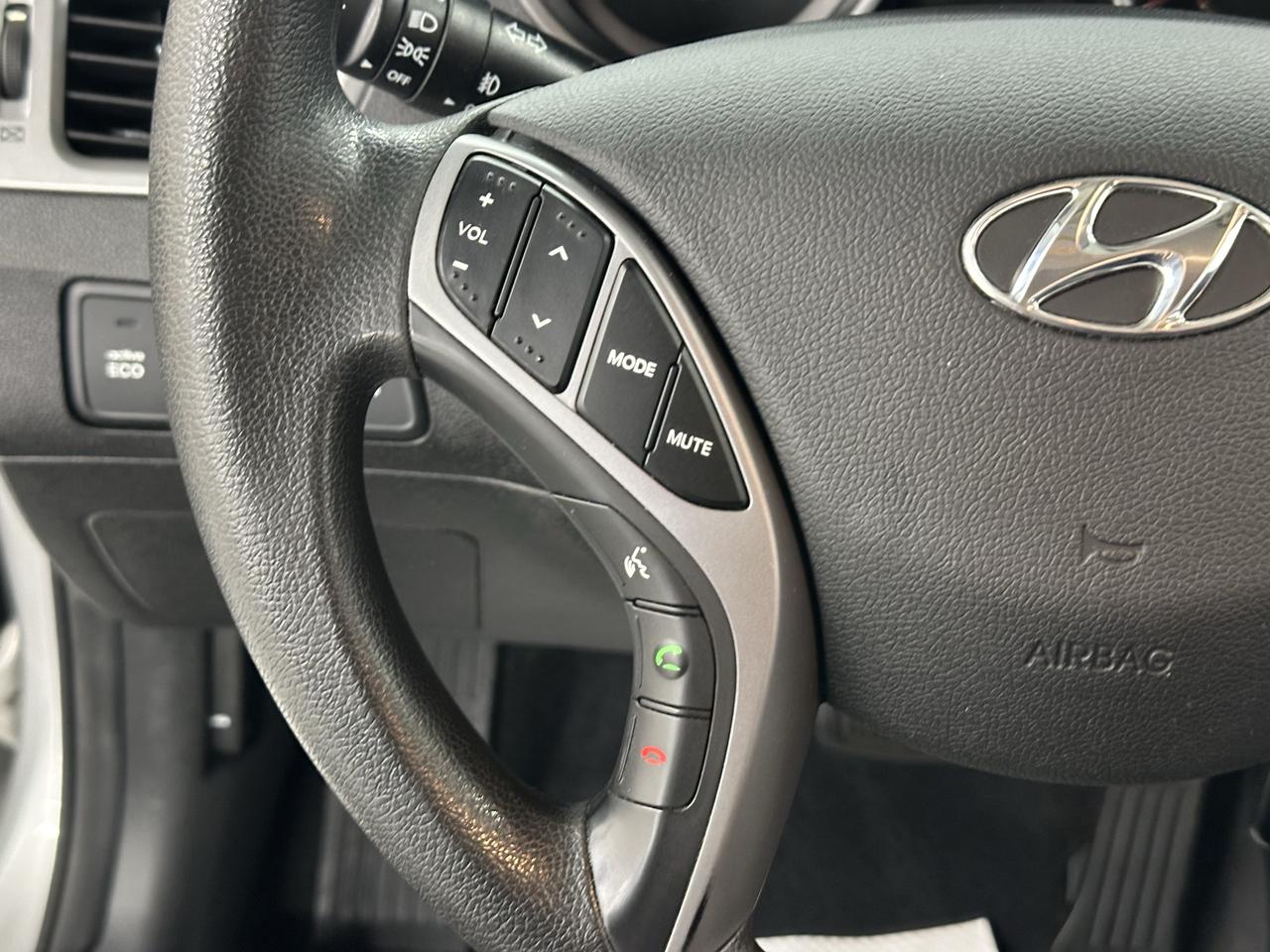 2016 Hyundai Elantra 4dr Sdn Auto Sport Appearance Photo14