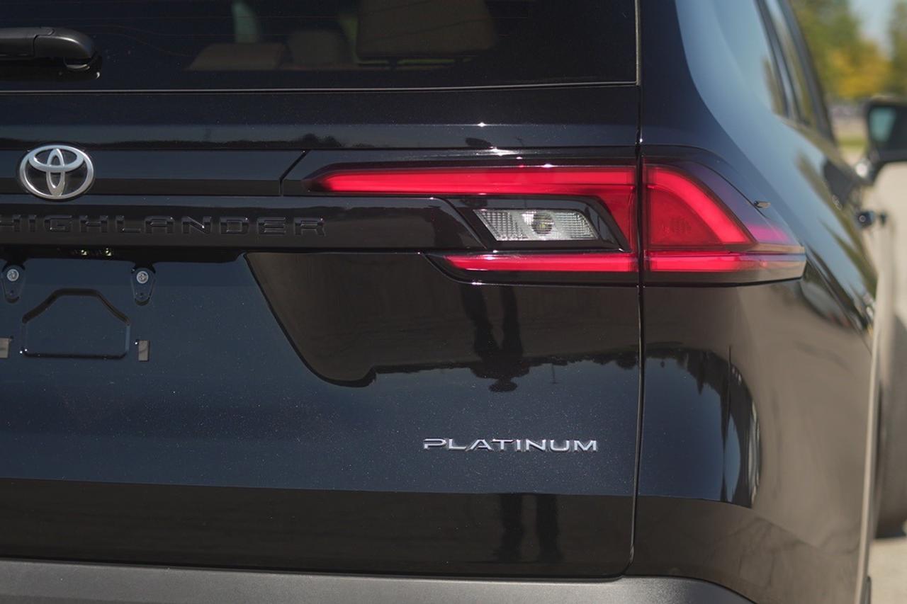 2025 Toyota Grand Highlander Hybrid  Photo