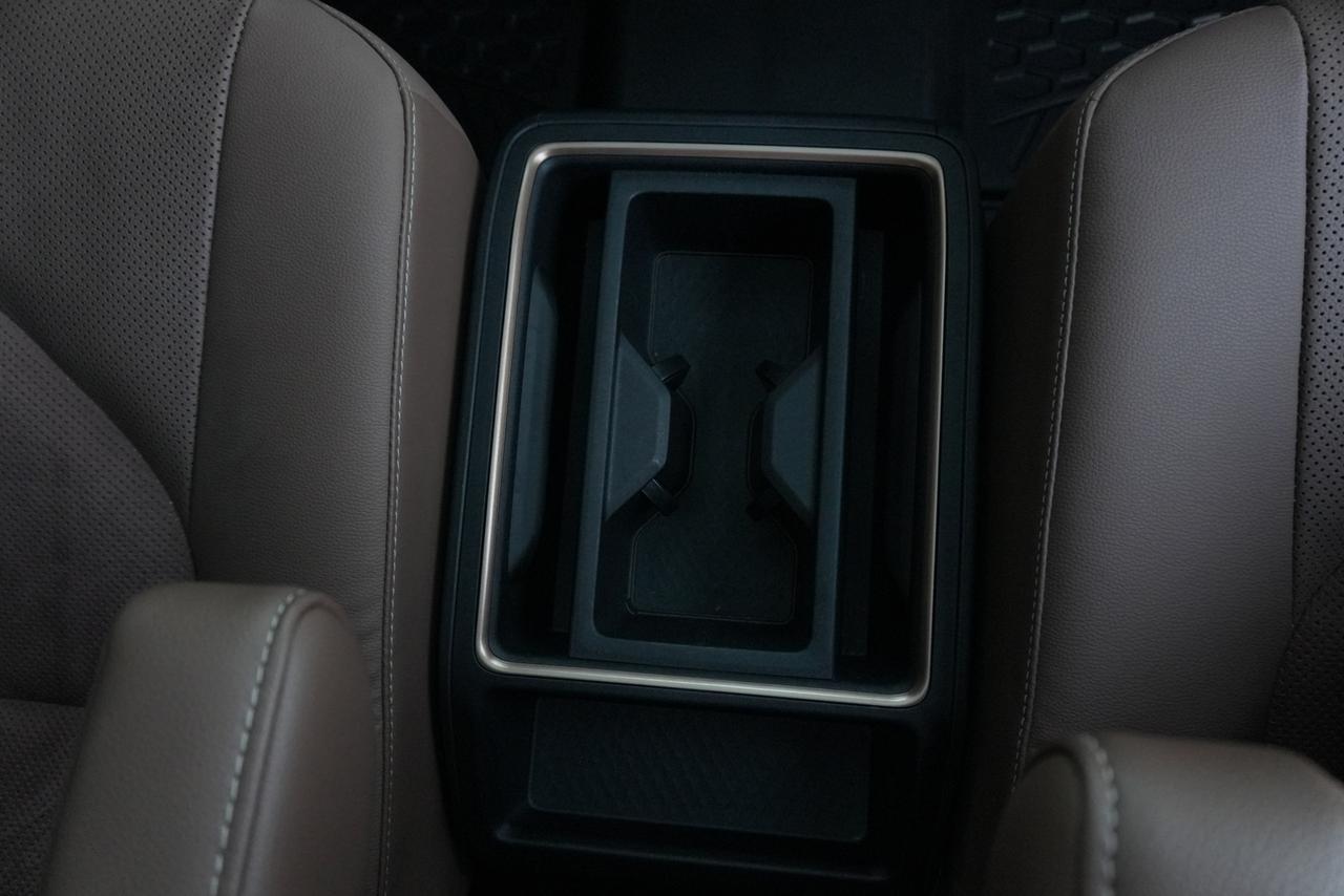 2025 Toyota Grand Highlander Hybrid  Photo