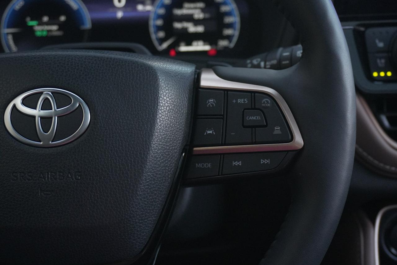 2025 Toyota Grand Highlander Hybrid  Photo