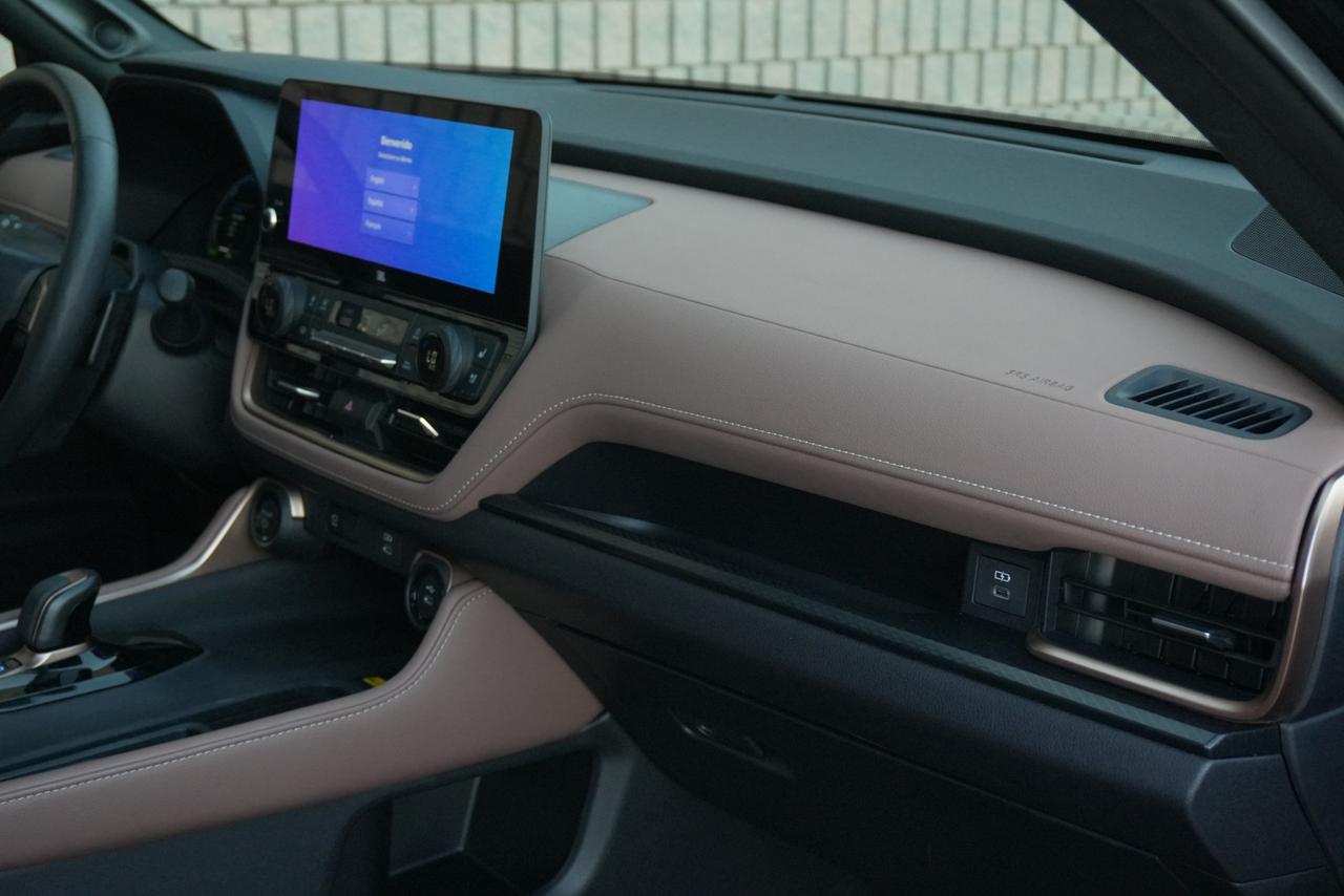 2025 Toyota Grand Highlander Hybrid  Photo