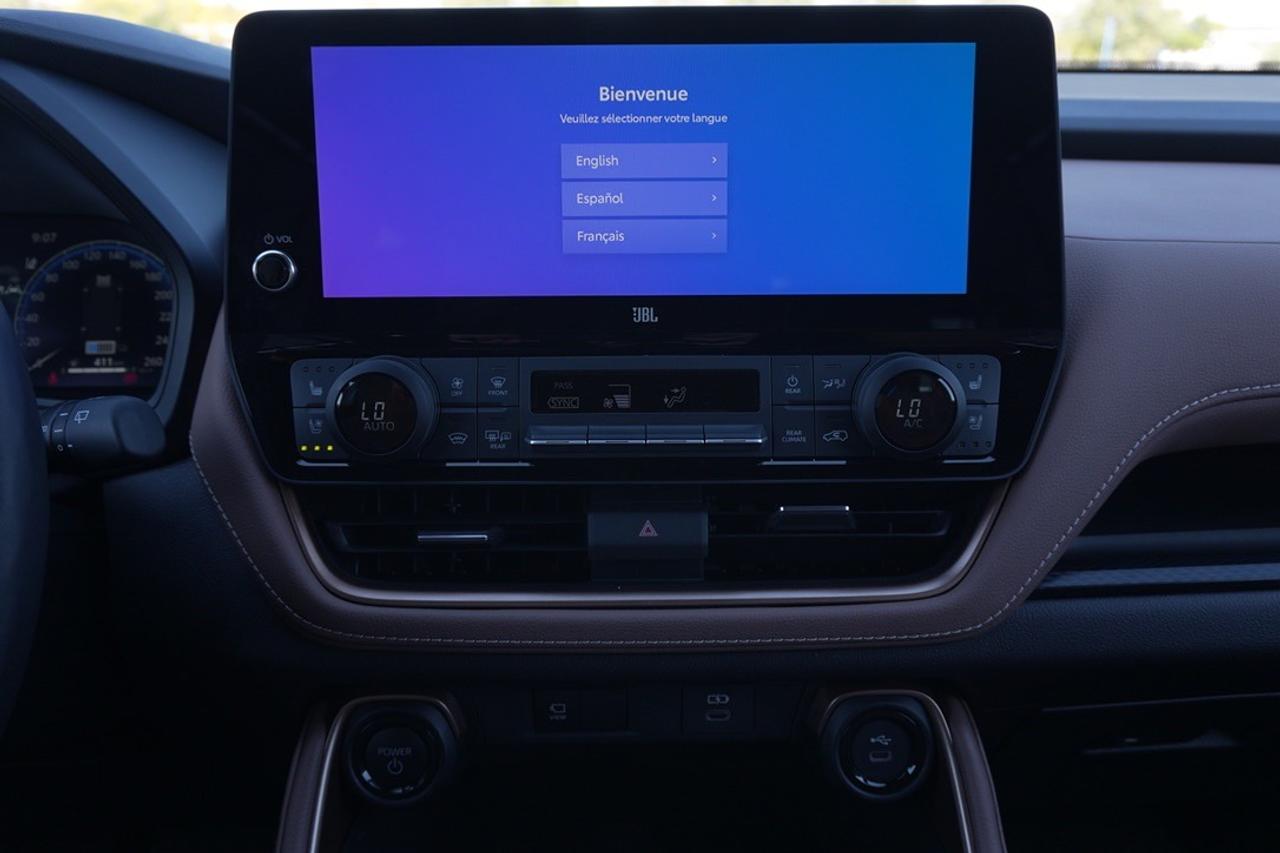 2025 Toyota Grand Highlander Hybrid  Photo