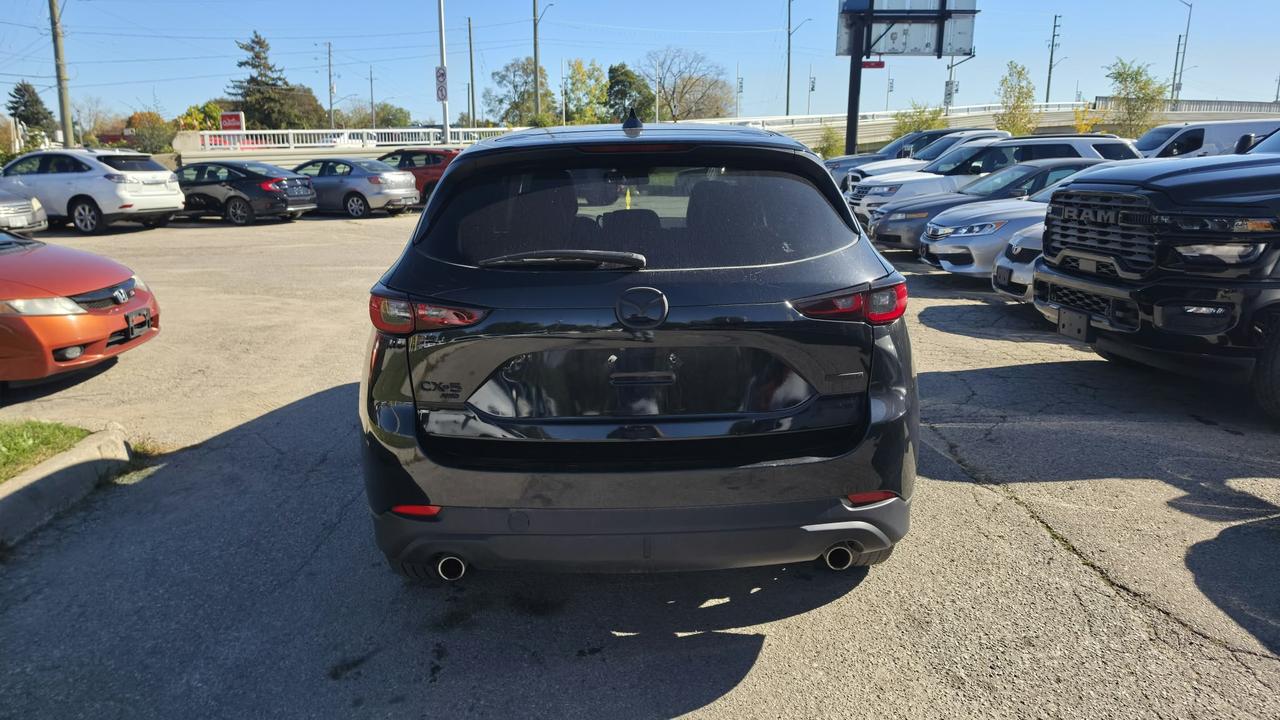 2023 Mazda CX-5 KURO / NO ACCIDENTS / LEATHER / ROOF / HTD SEATS Photo2