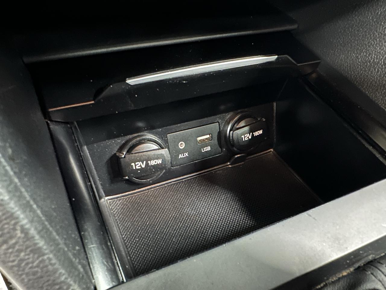 2018 Hyundai Elantra GLS Auto Photo39
