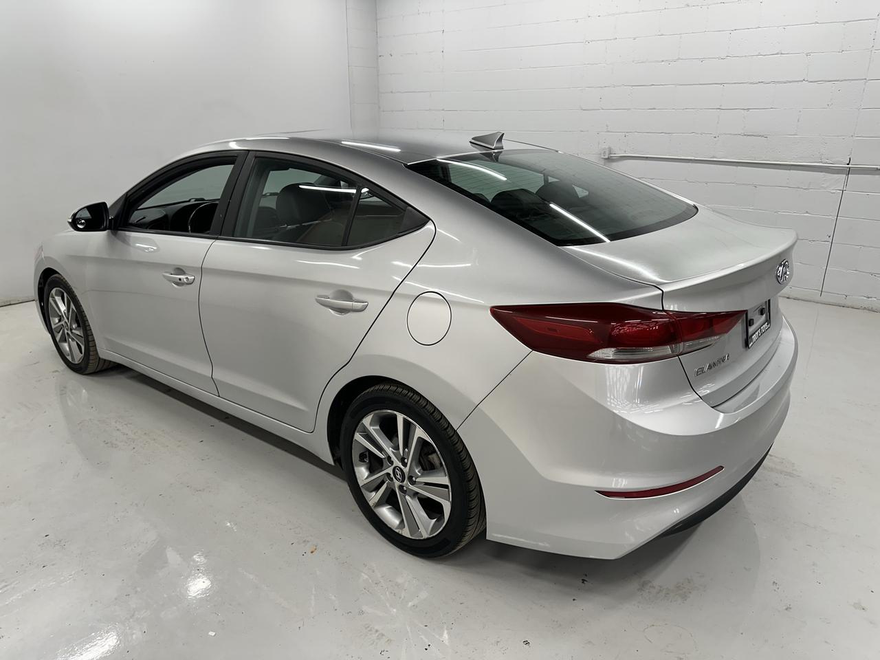 2018 Hyundai Elantra GLS Auto Photo