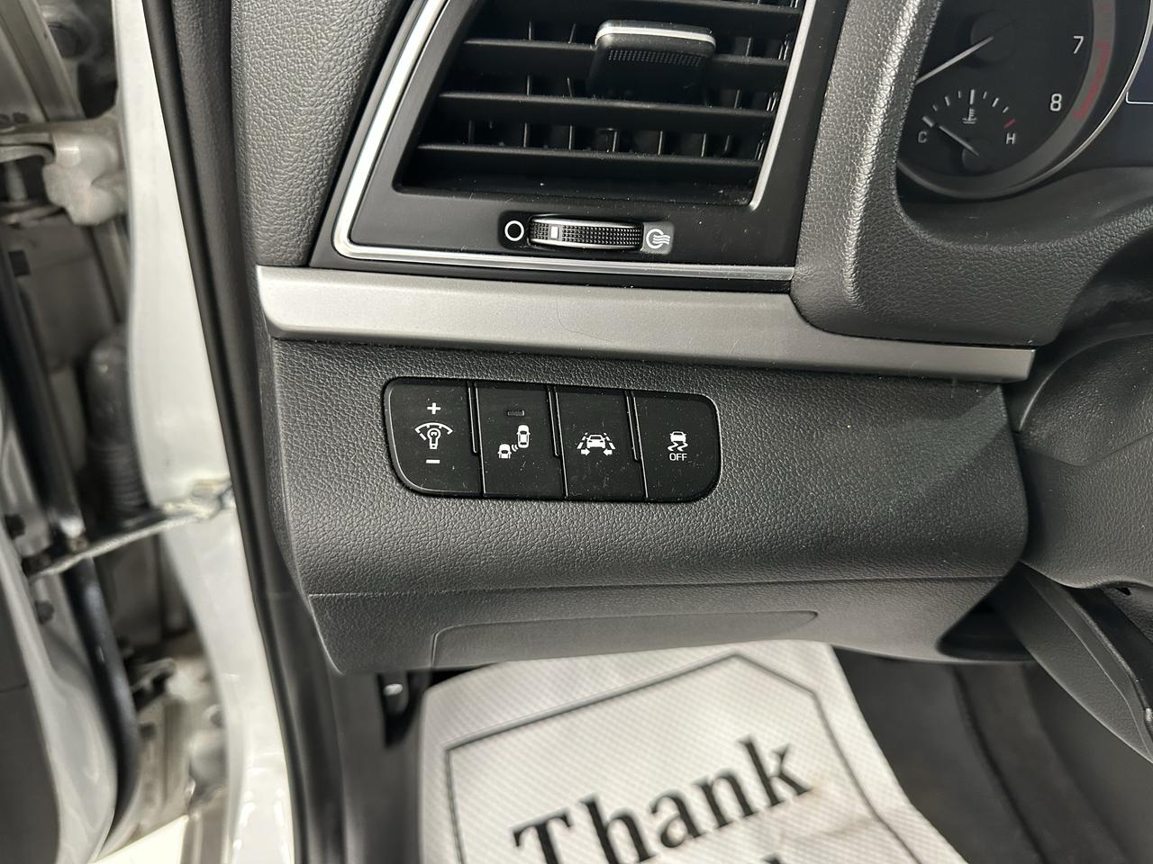 2018 Hyundai Elantra GLS Auto Photo