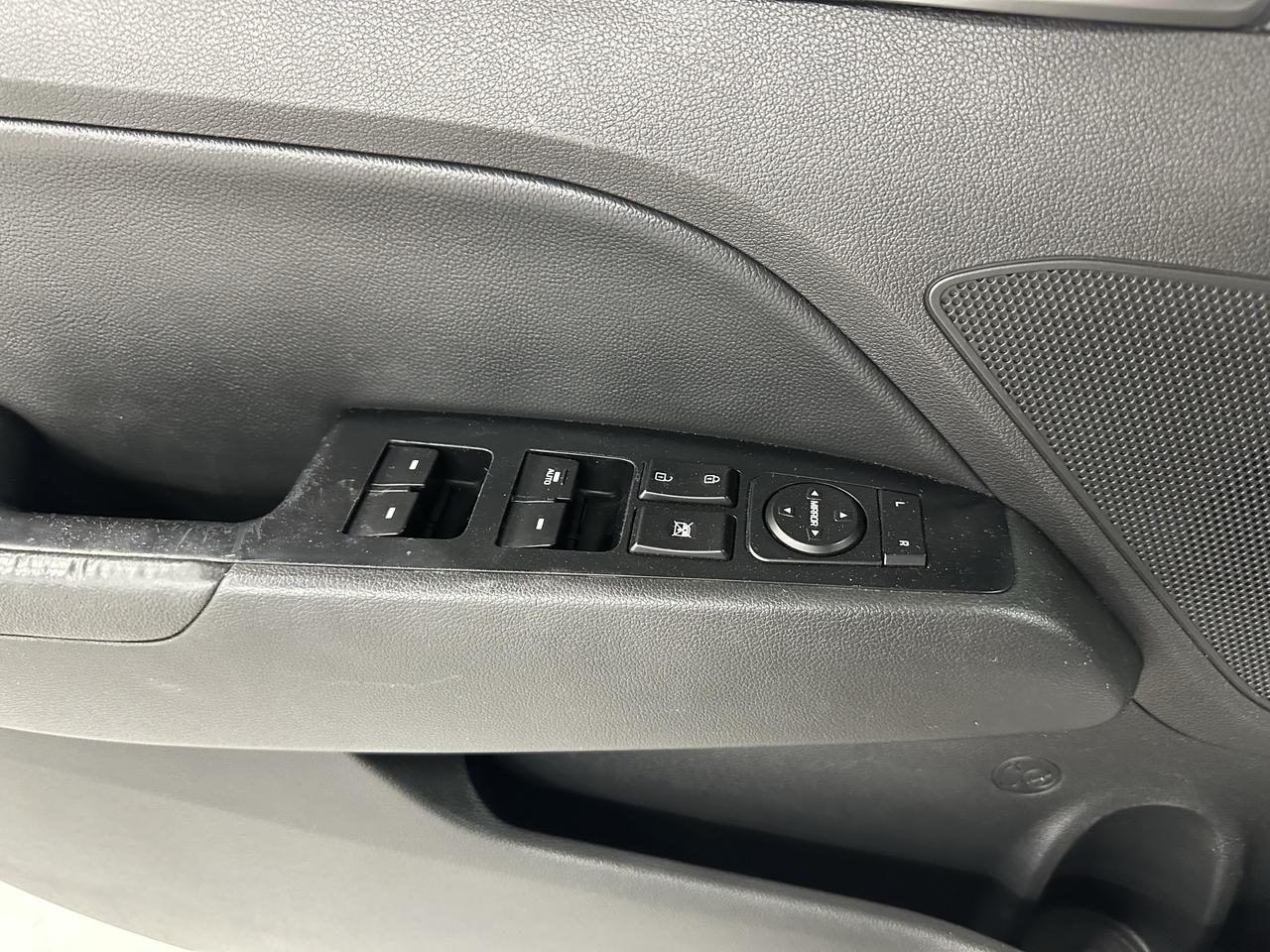 2018 Hyundai Elantra GLS Auto Photo11