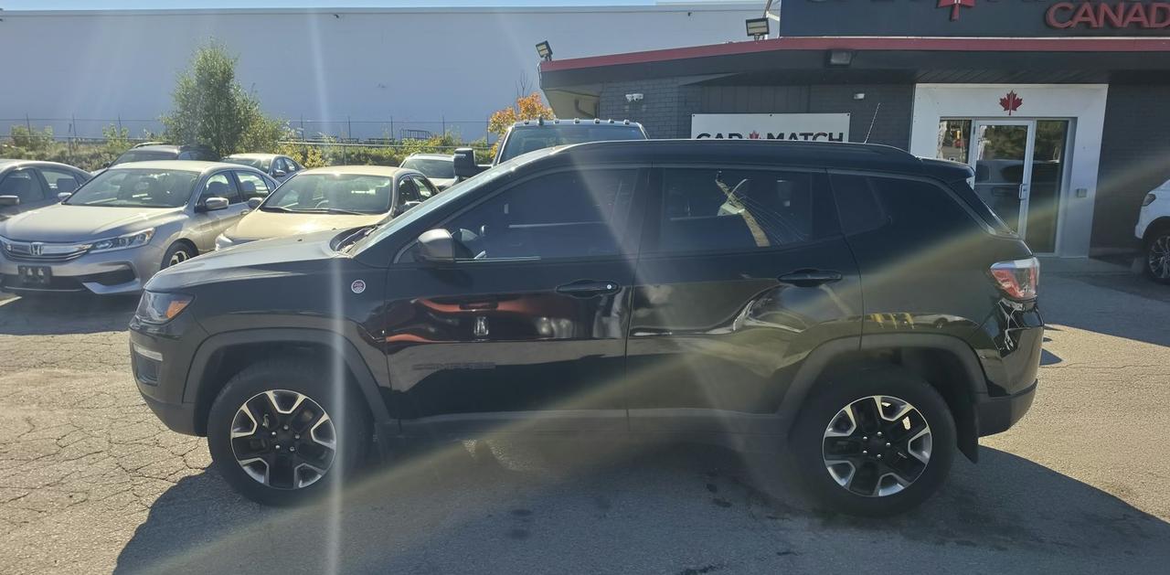 2018 Jeep Compass TRAILHAWK / NO ACCIDENTS / ROOF / NAV / LEATHER Photo1