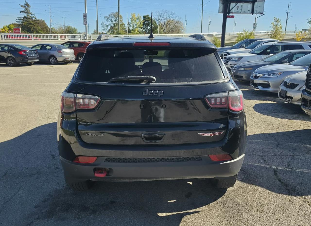2018 Jeep Compass TRAILHAWK / NO ACCIDENTS / ROOF / NAV / LEATHER Photo2