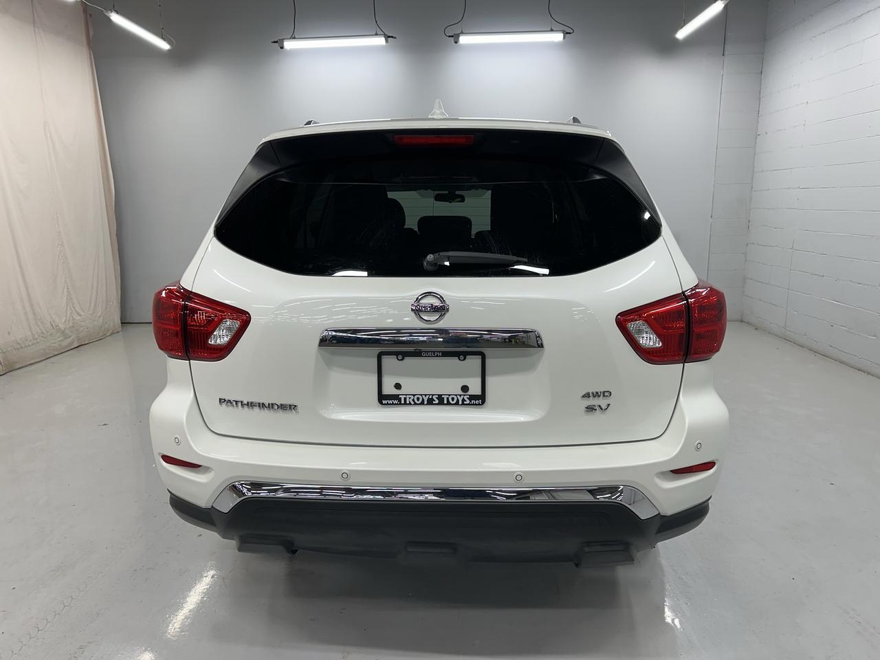 2019 Nissan Pathfinder SV Tech Photo26