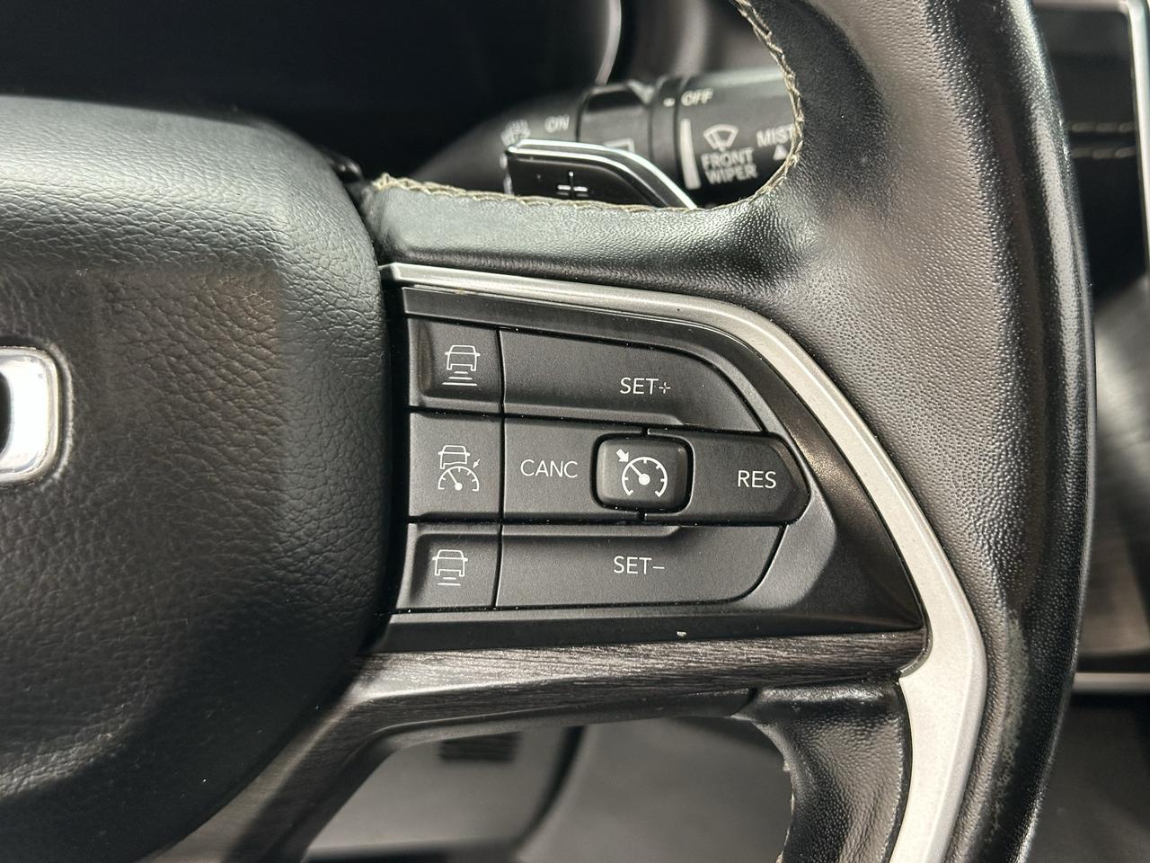 2021 Jeep Grand Cherokee L Limited 4x4 Photo