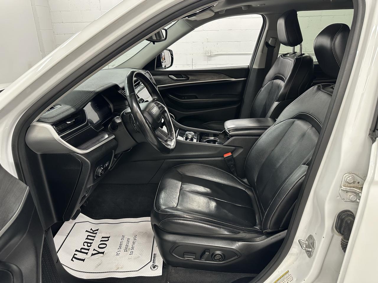 2021 Jeep Grand Cherokee L Limited 4x4 Photo
