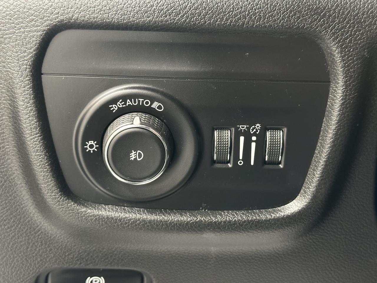 2021 Jeep Grand Cherokee L Limited 4x4 Photo