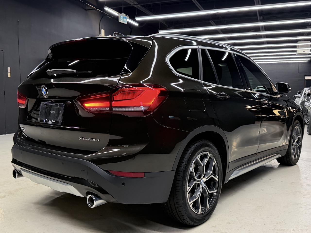 2020 BMW X1 XDRIVE28I|NAV|BACKUP|FCW|HUD|CARPLAY|PANO| Photo