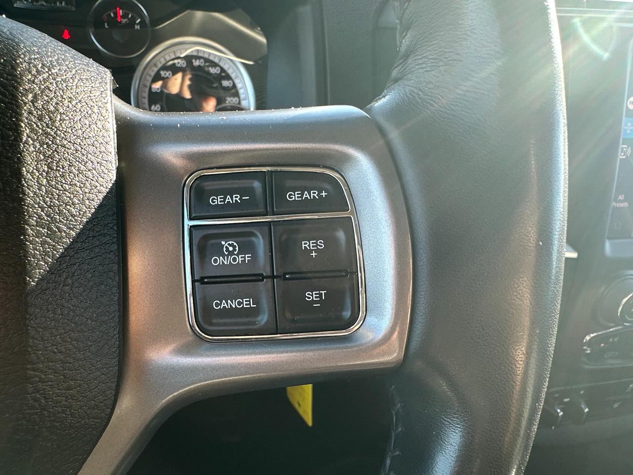 2023 RAM 1500 Classic SLT Crew 4x4 HEMI HTD-Cloth 6-Pass Bluetooth XM Photo