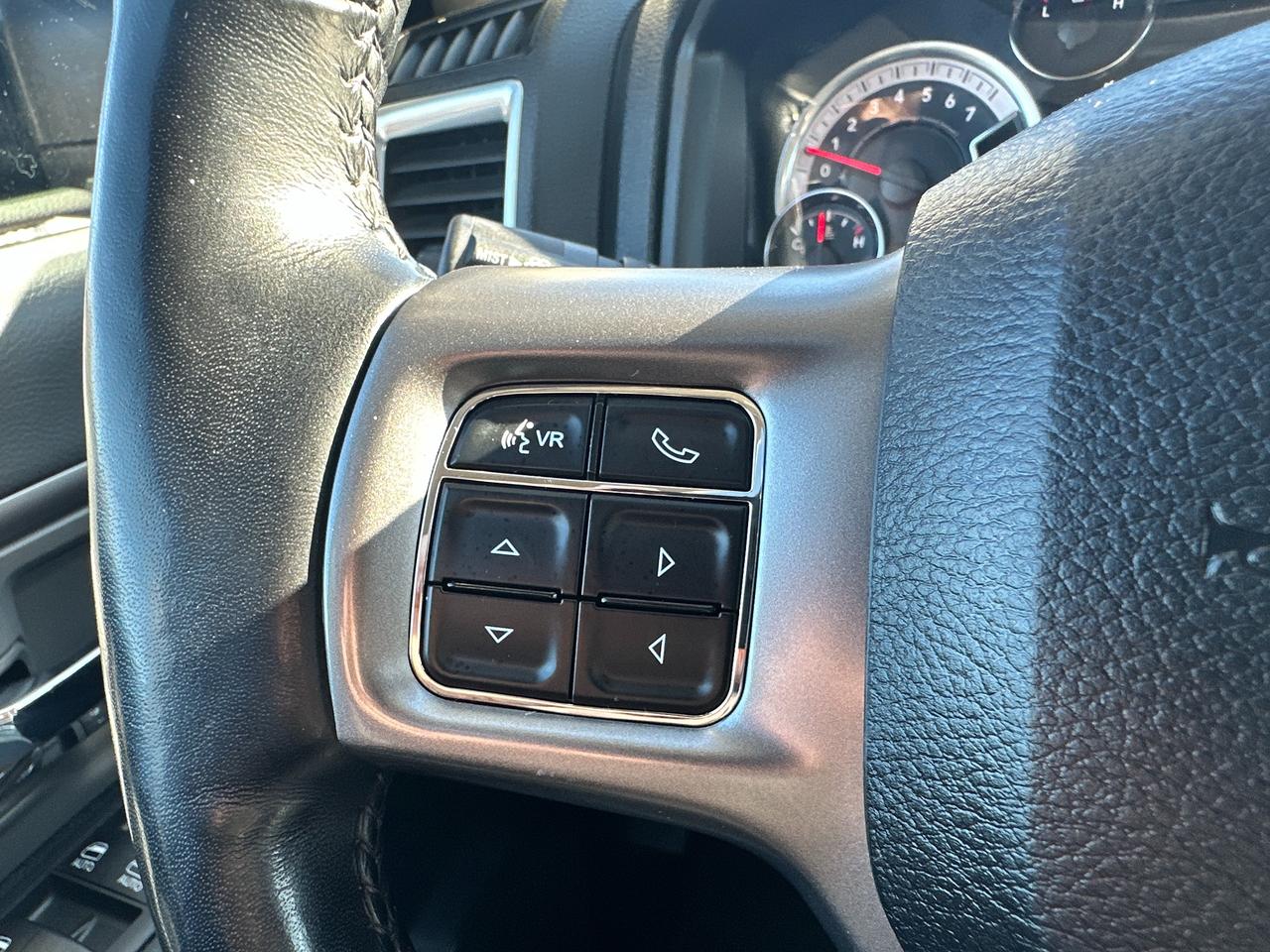 2023 RAM 1500 Classic SLT Crew 4x4 HEMI HTD-Cloth 6-Pass Bluetooth XM Photo