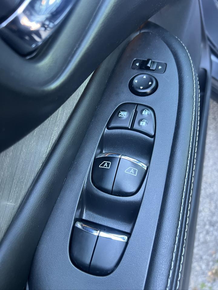2016 Nissan Murano SL Photo