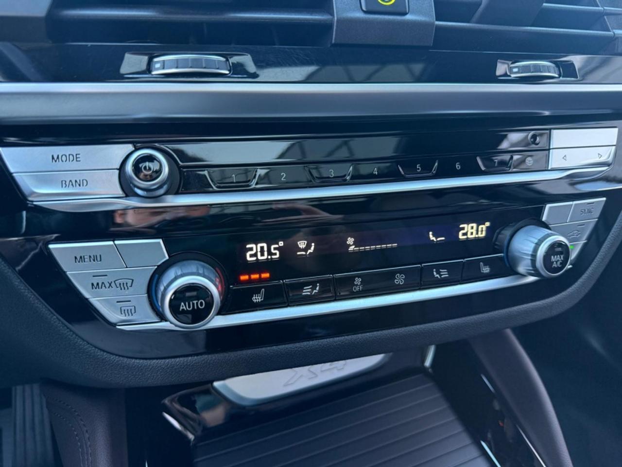 2020 BMW X4 xDrive30i |PREMIUM ENHANCED |HUD |NAVI |PANO ROOF Photo