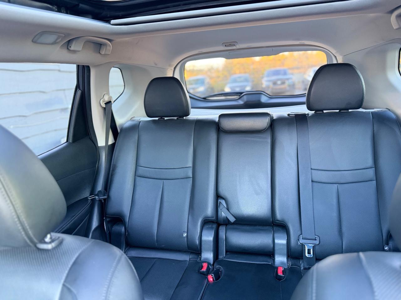 2015 Nissan Rogue S Photo