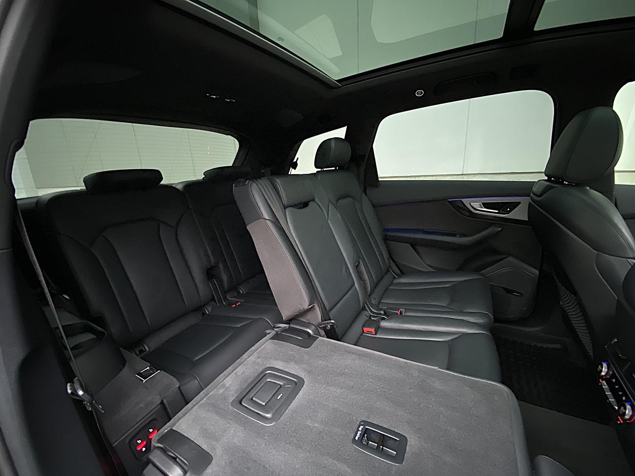2018 Audi Q7 3.0T-TECHNIK-S LINE SPORT-BLACK OPTICS-HUD-360 CAM Photo