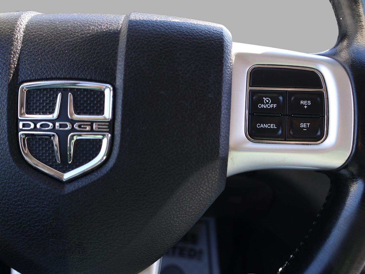 2019 Dodge Journey SXT V6 *ACCIDENT FREE*SERVICE HISTORY* CAMERA BLUETOOTH CRUISE ALLOYS Photo