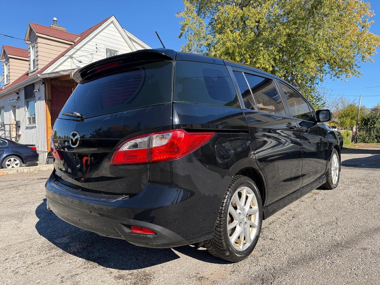 2012 Mazda MAZDA5 GT Photo