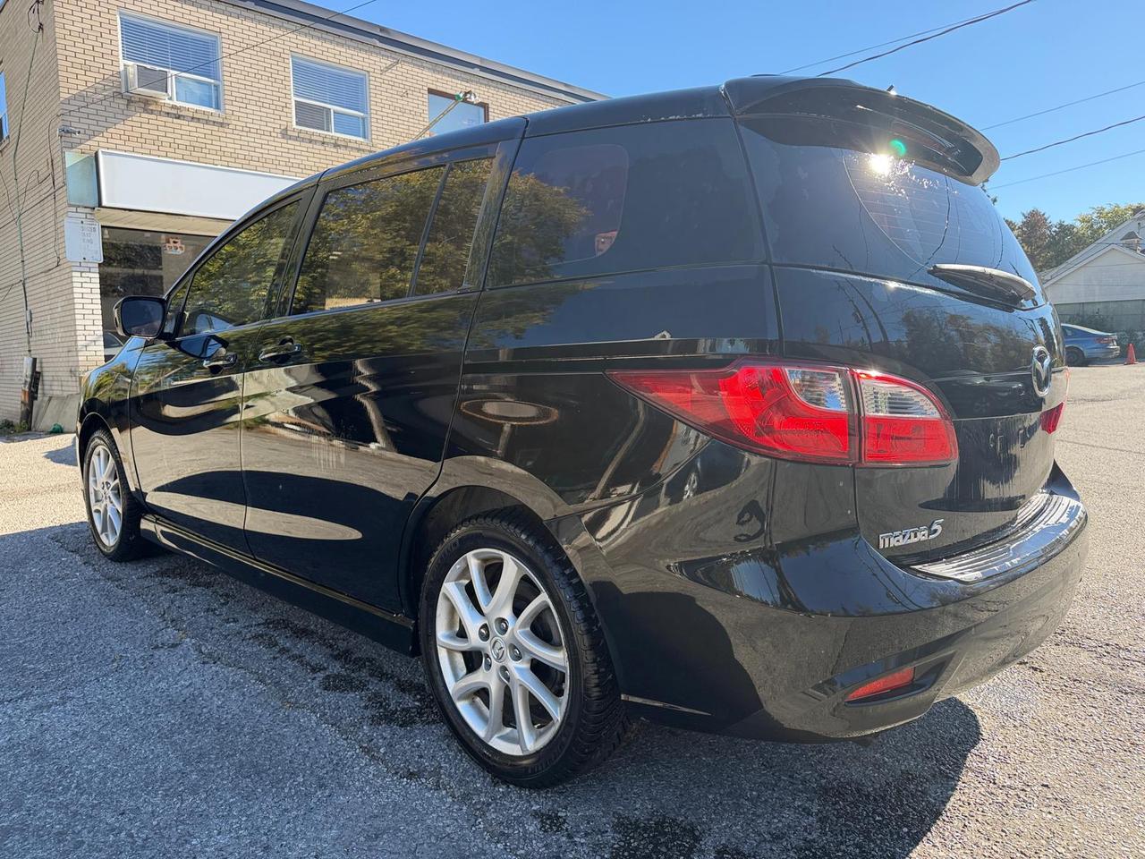 2012 Mazda MAZDA5 GT Photo