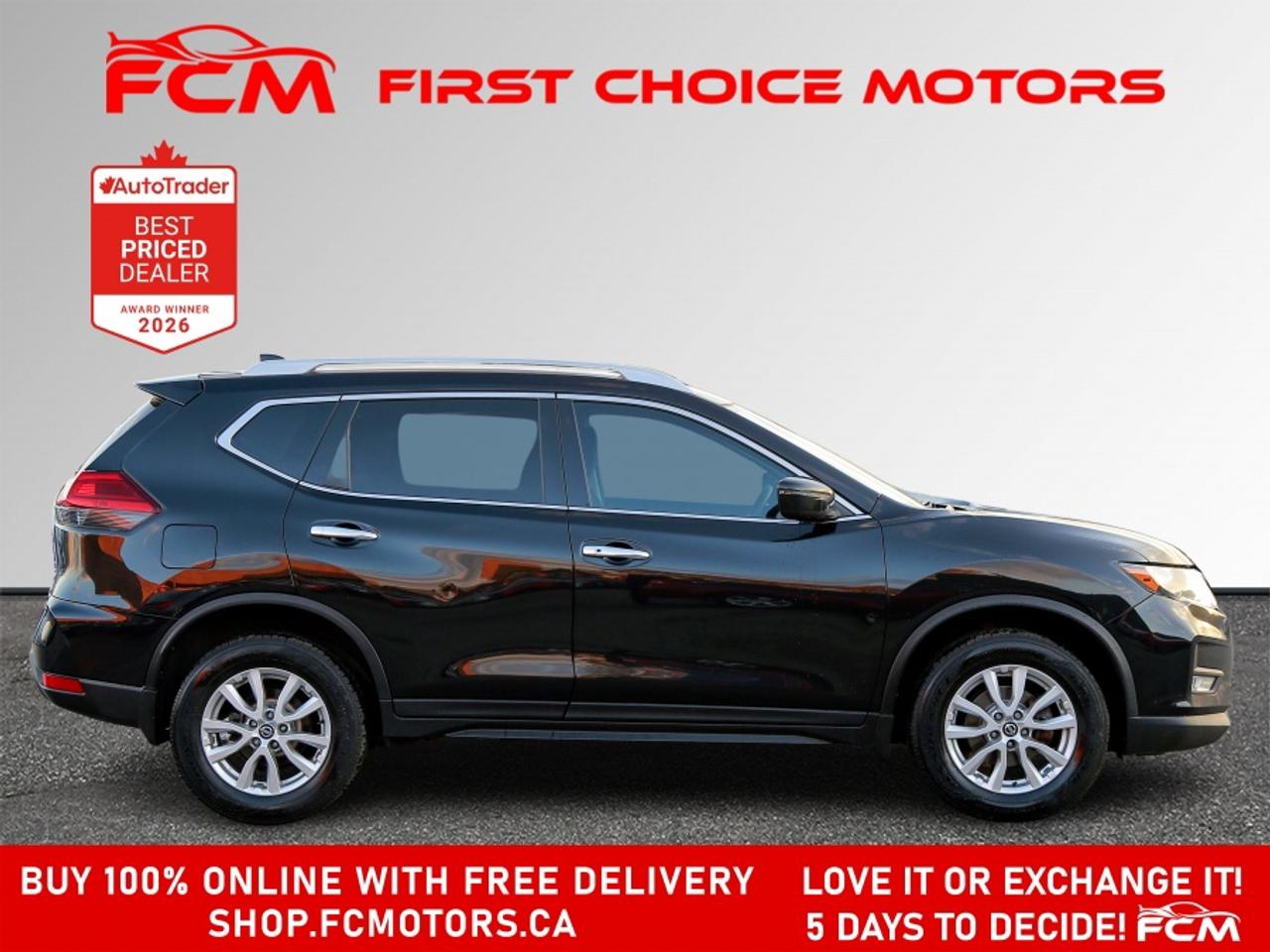 2017 Nissan Rogue SV AWD | FULLY CERTIFIED WITH WARRANTY Photo