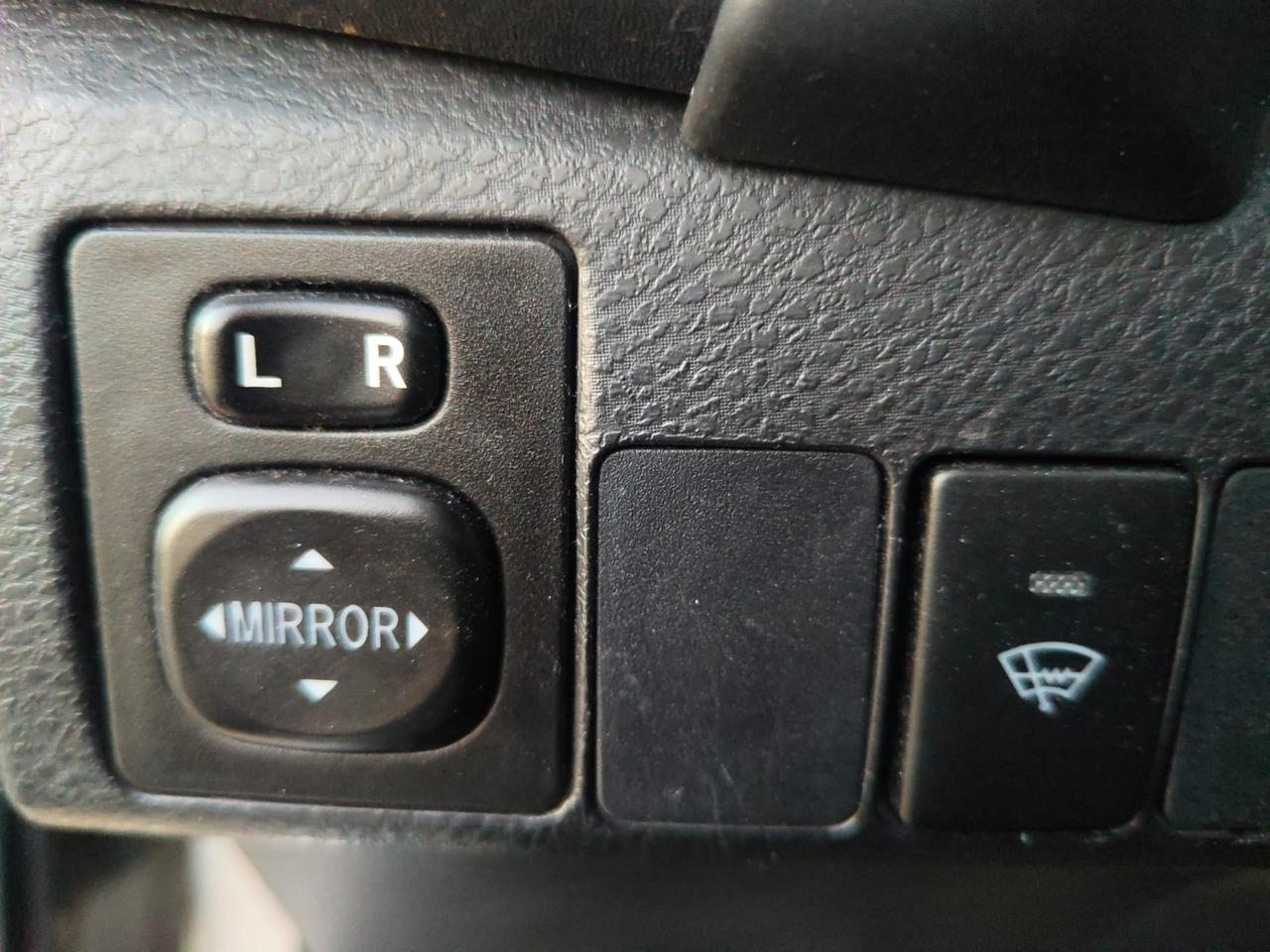 2017 Toyota Corolla LE Photo