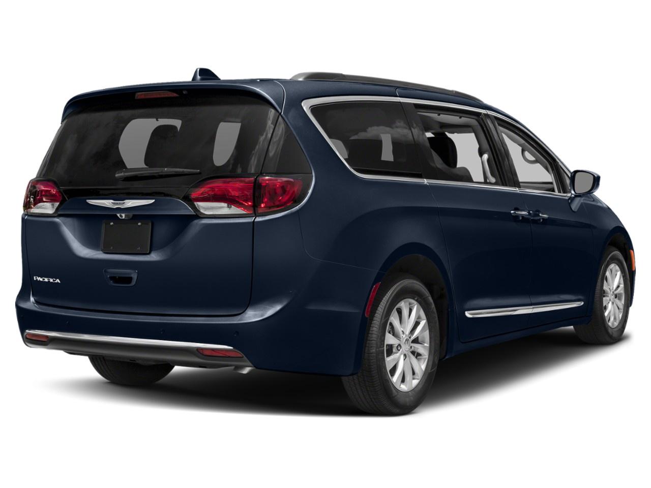 2018 Chrysler Pacifica Touring-L 2WD Photo