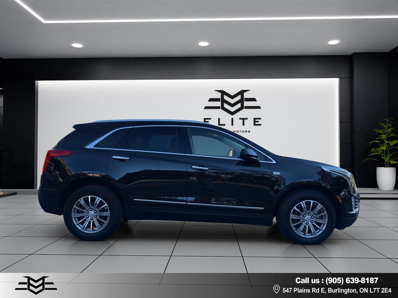 2017 Cadillac XT5 3.6L - AWD - LUXURY PKG - NAVIGATION - PANORAMIC ROOF !!! Photo