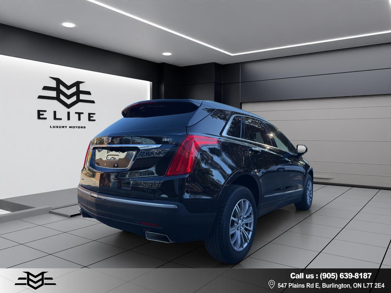 2017 Cadillac XT5 3.6L - AWD - LUXURY PKG - NAVIGATION - PANORAMIC ROOF !!! Photo