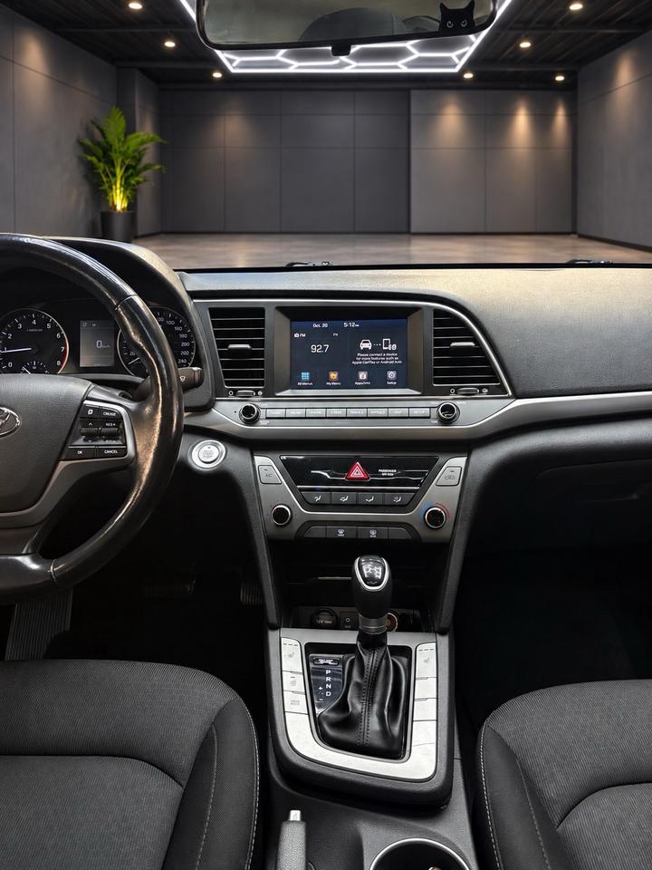 2018 Hyundai Elantra GL SE Auto Photo