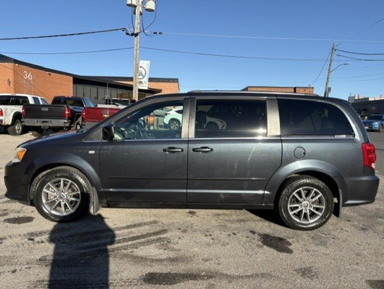 2014 Dodge Grand Caravan SXT 30th Anniversary LEATHER-NAVI-CAM-TV/DVD-P/DOORS-LOADED! Photo