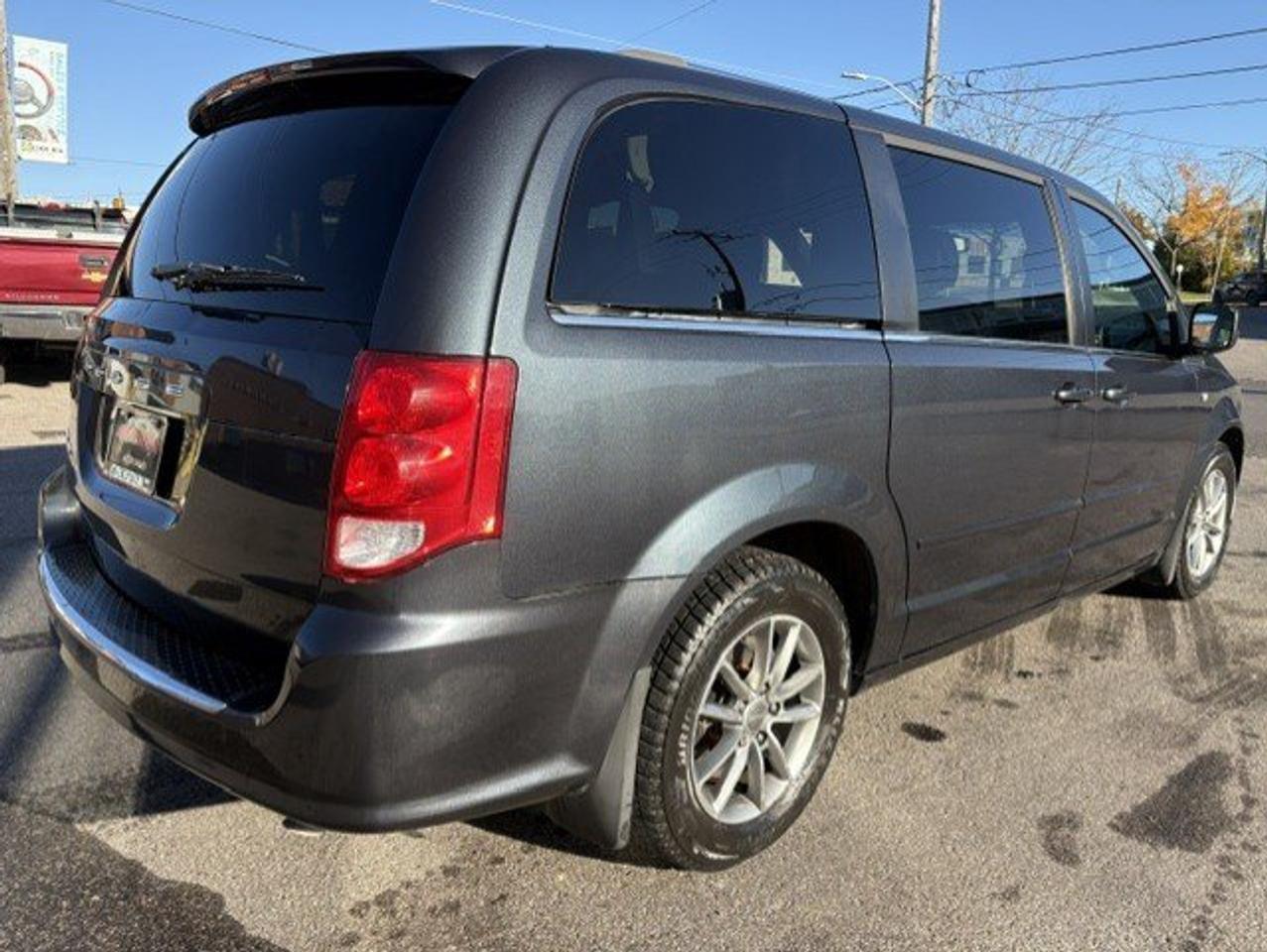2014 Dodge Grand Caravan SXT 30th Anniversary LEATHER-NAVI-CAM-TV/DVD-P/DOORS-LOADED! Photo
