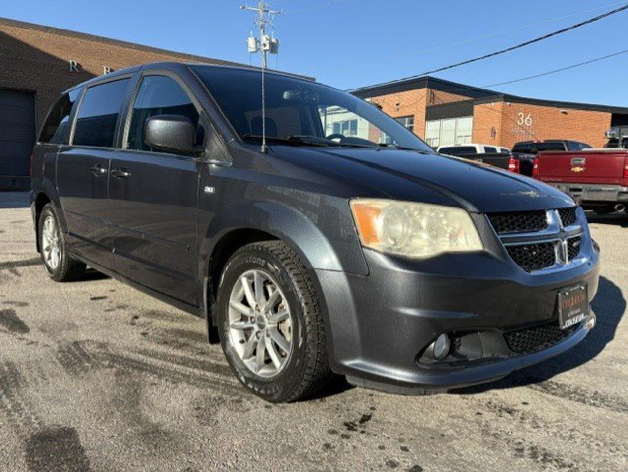2014 Dodge Grand Caravan SXT 30th Anniversary LEATHER-NAVI-CAM-TV/DVD-P/DOORS-LOADED! Photo