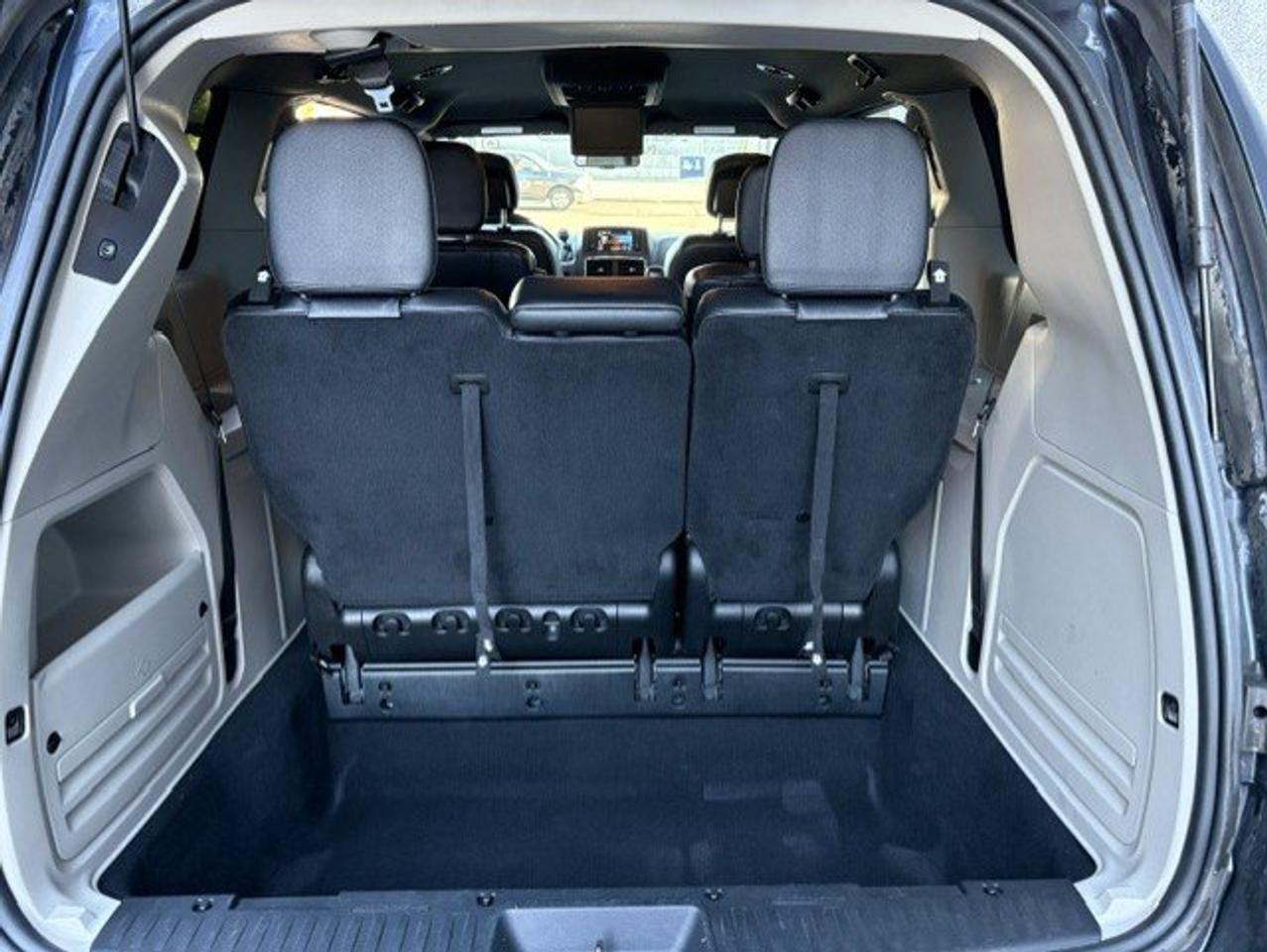 2014 Dodge Grand Caravan SXT 30th Anniversary LEATHER-NAVI-CAM-TV/DVD-P/DOORS-LOADED! Photo