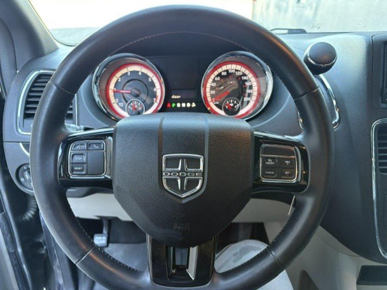 2014 Dodge Grand Caravan SXT 30th Anniversary LEATHER-NAVI-CAM-TV/DVD-P/DOORS-LOADED! Photo